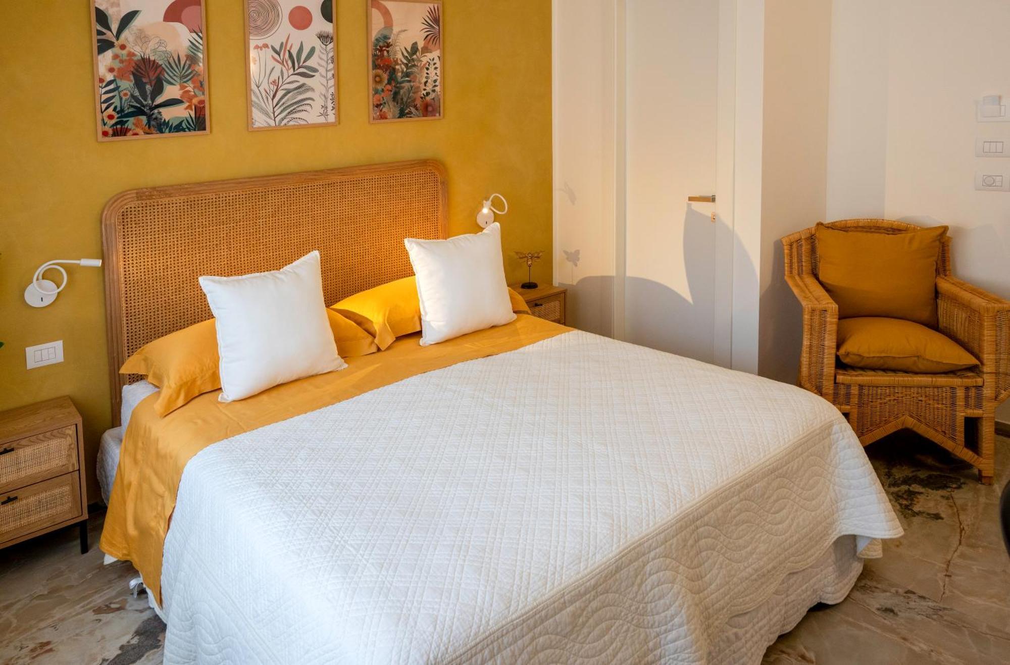 Rotareddu B&B Luogosanto Εξωτερικό φωτογραφία